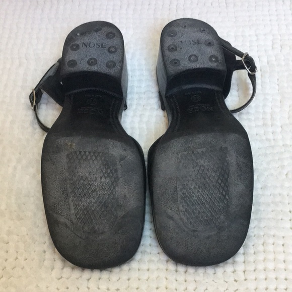 Nose leather sandals - Picture 2 of 4